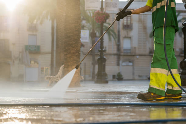 Best Playground Equipment Cleaning  in Selah, WA