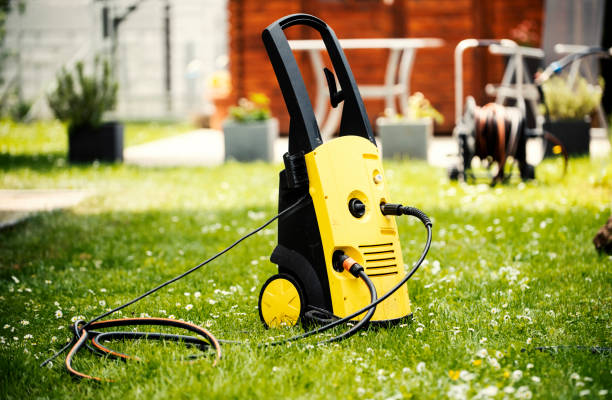 Best Solar Panel Cleaning  in Selah, WA